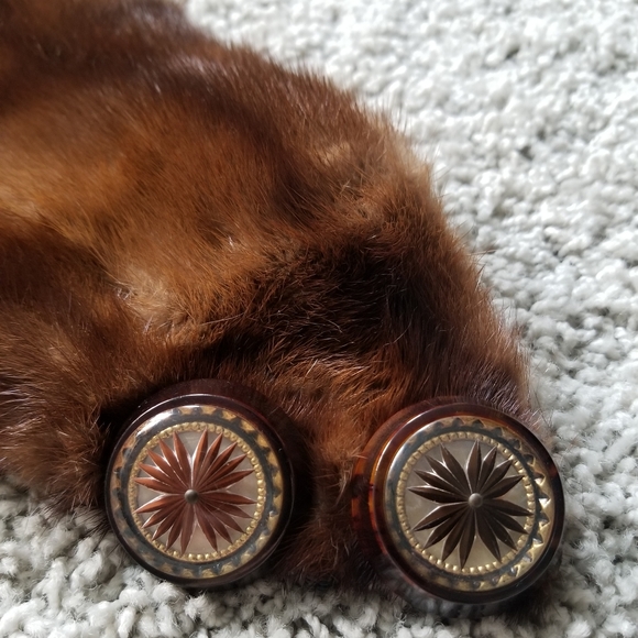 Vintage Real Mink Fur Collar with Button Closure - Picture 8 of 11